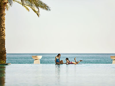 Hidden Treasures of Oman Luxury Tour — Muscat • Ras Al Jinz • Wahiba Sands • Nizwa • Jebel Akhdar